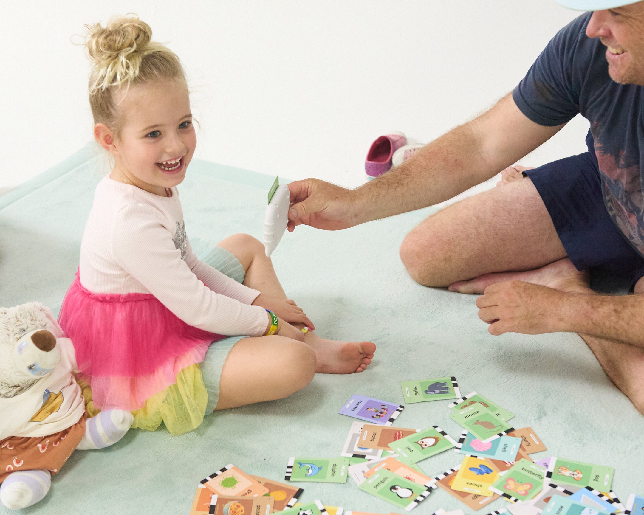 AussieMate™ Australian Accent Audible Flashcard Device